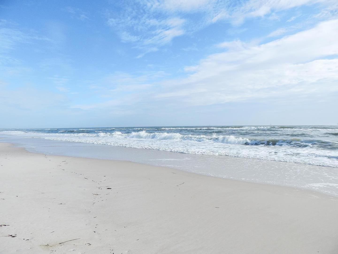 057 Summer Wave Dauphin Island Exterior photo